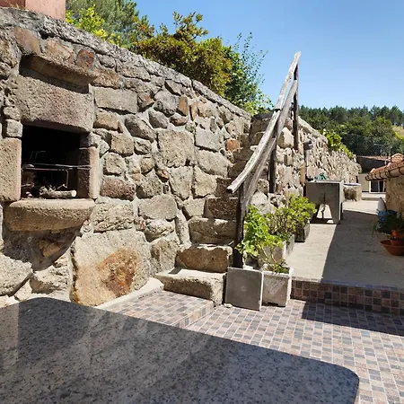 Quinta Natureza De Coura Hébergement de vacances *